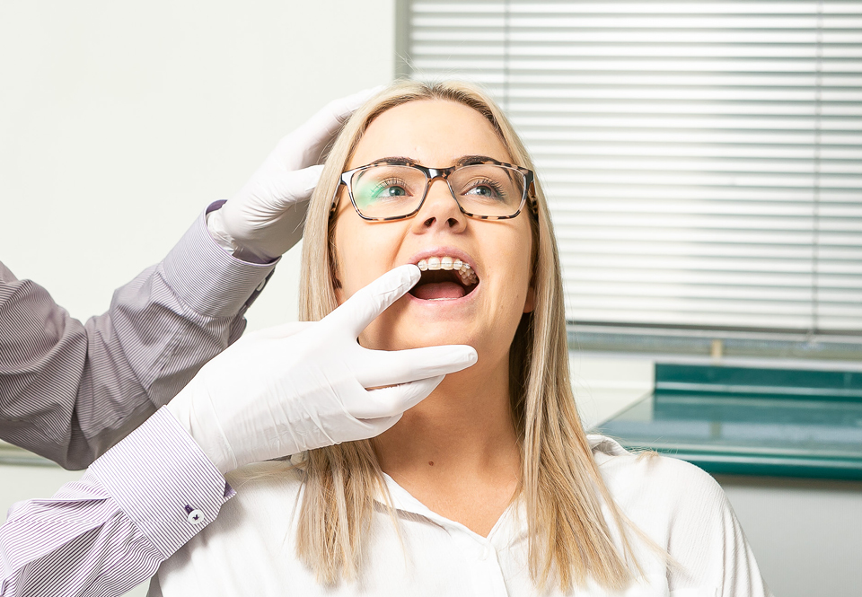 Foods You Can And Can t Eat With Braces Smile Team Orthodontics Blog foods-you-can-and-can-t-eat-with-braces-smile-team-orthodontics-blog